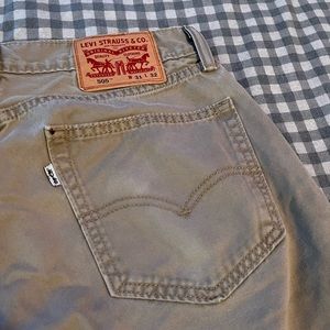Levi’s 505 khaki pants